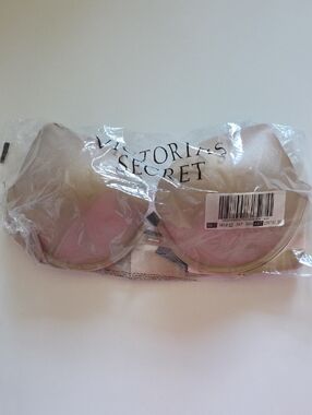 Victoria's Secret Nude Satin Push-Up Bra